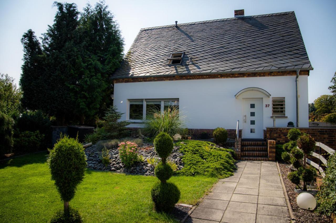 Unterschlupf Radeberg Mit Garten & Whirlpool Dış mekan fotoğraf